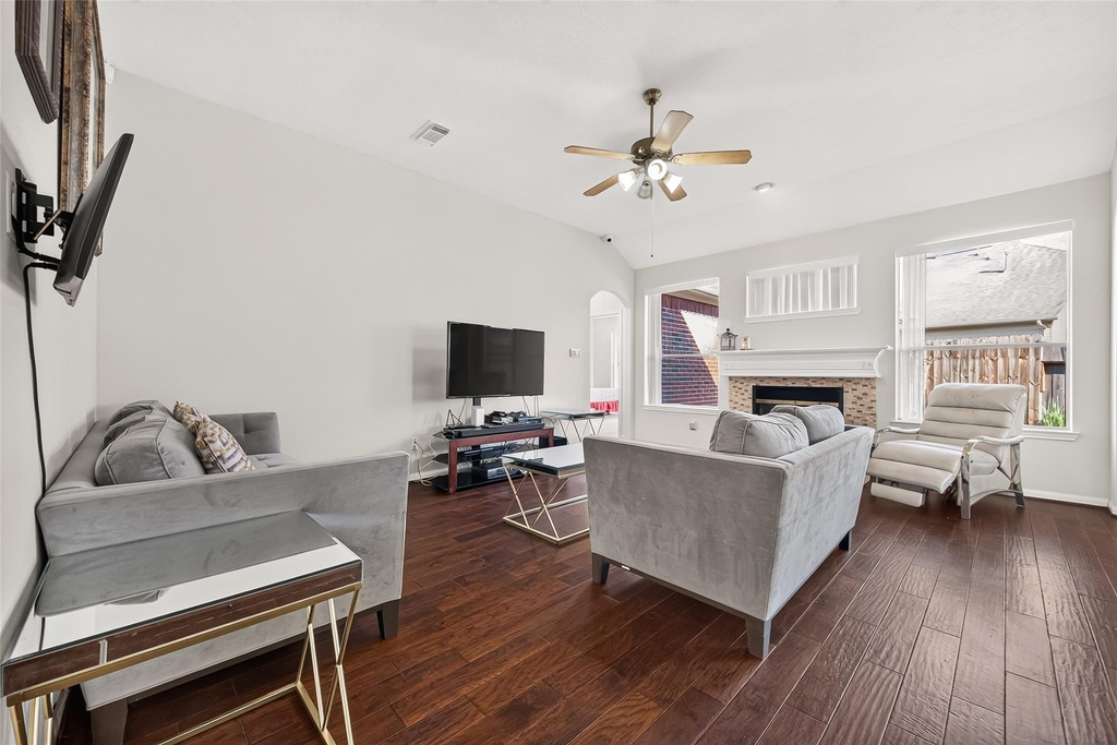 14806 Fletcher Bridge Court - Photo 11