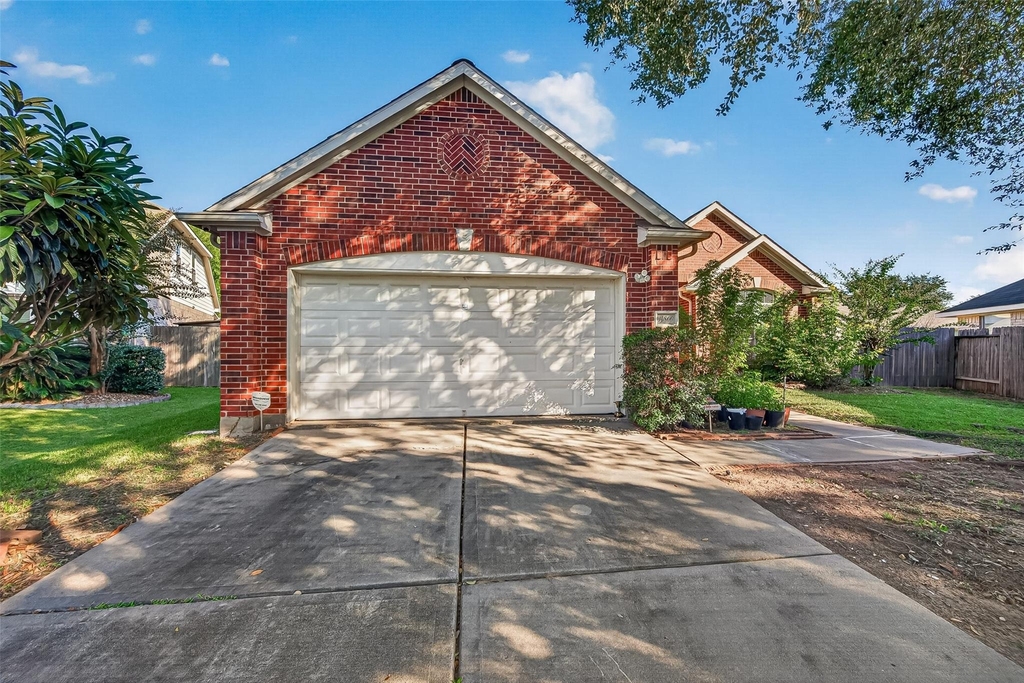 14806 Fletcher Bridge Court - Photo 49