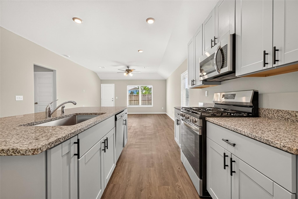25431 Blue Mistflower Drive - Photo 18