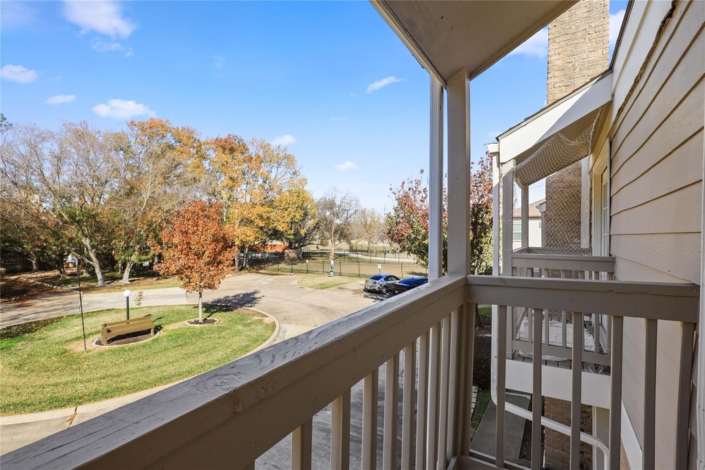 11710 Southlake Drive - Photo 8