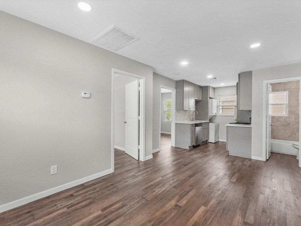 3029 Prospect Street - Photo 3