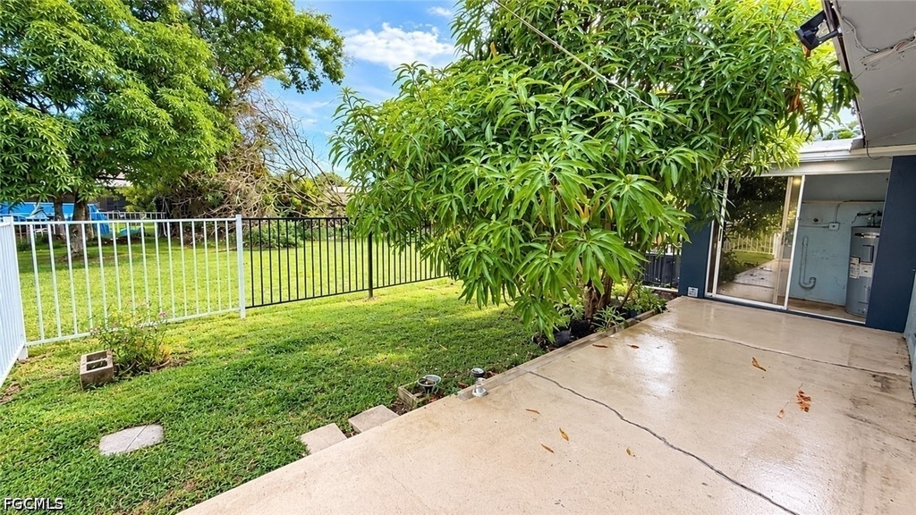 5254 Coronado Parkway - Photo 7
