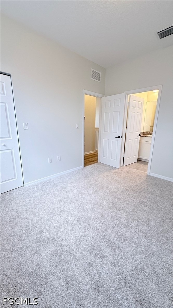 5489 Soria Avenue - Photo 16