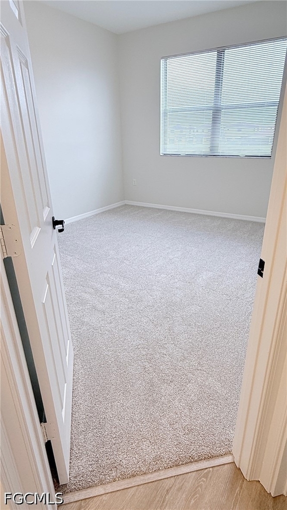 5489 Soria Avenue - Photo 26
