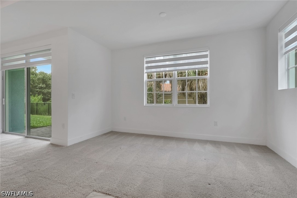 26370 Coco Cay Circle - Photo 7