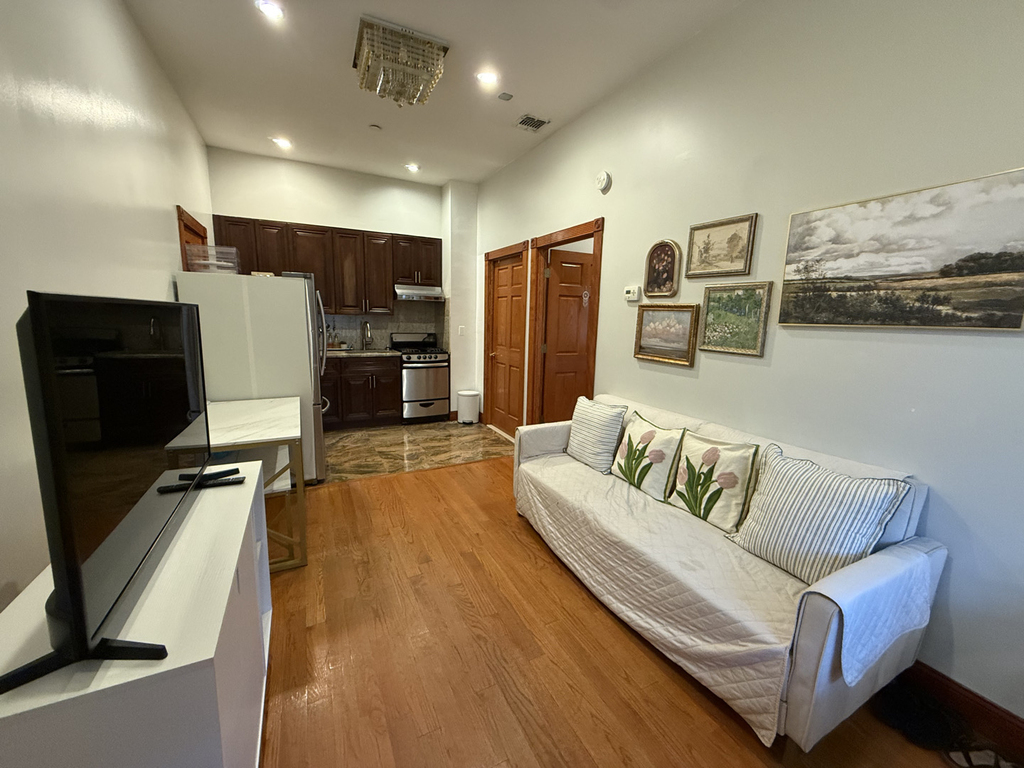 75th ave - Photo 1