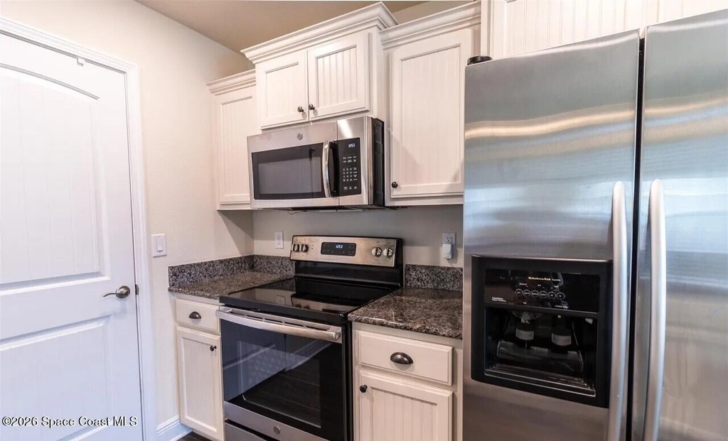 300 Seamarge Lane - Photo 7
