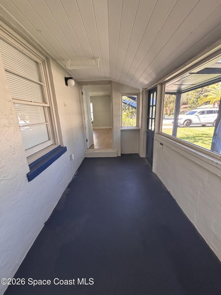 2100 Hallwood Place - Photo 10
