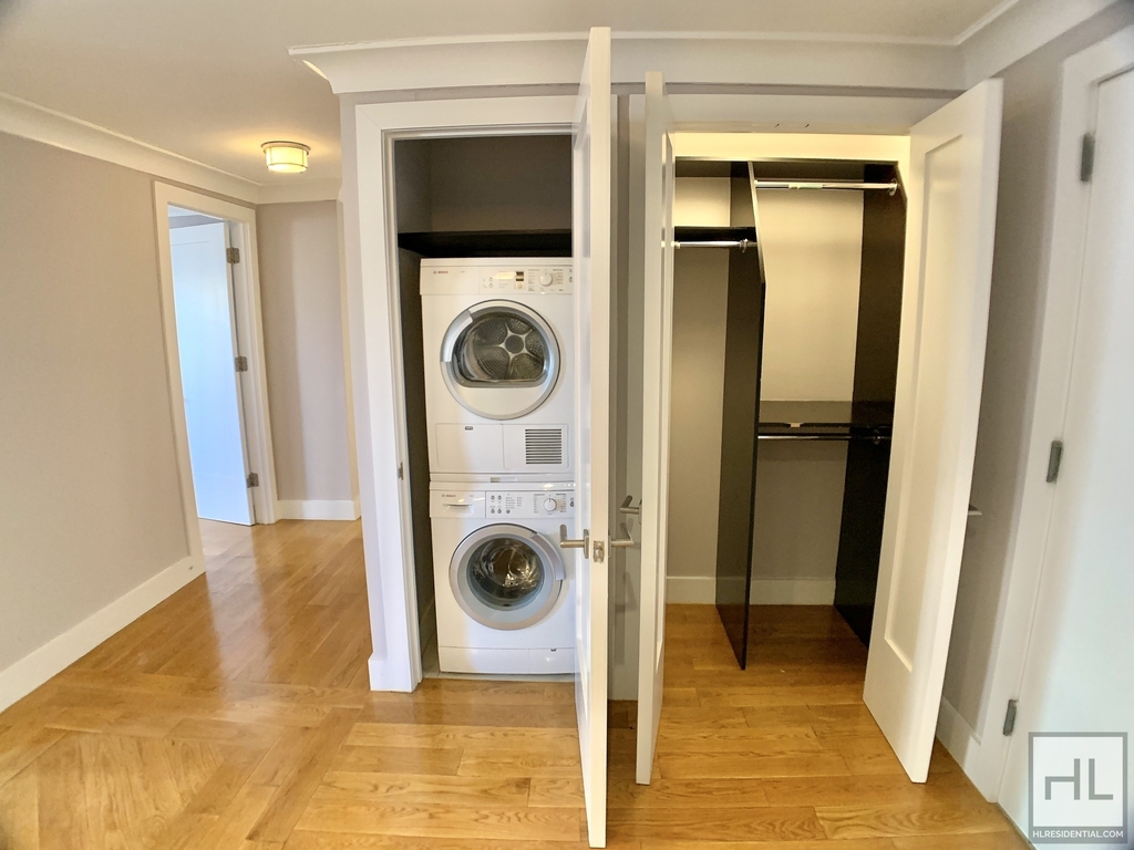 West 97th Street - Photo 3