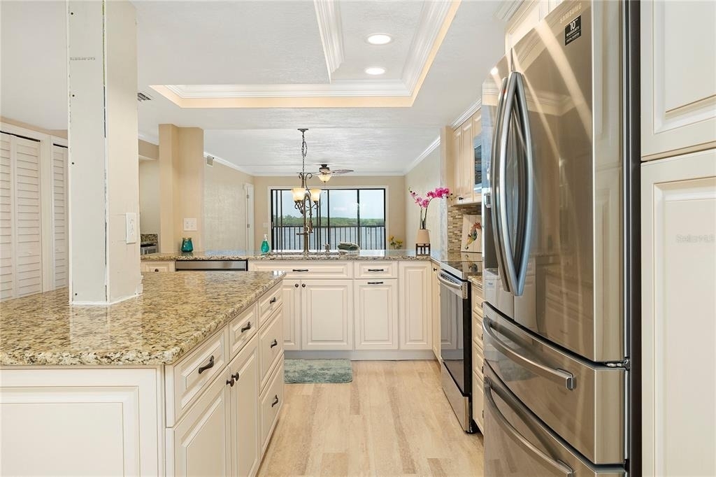 4650 Bay Boulevard - Photo 6