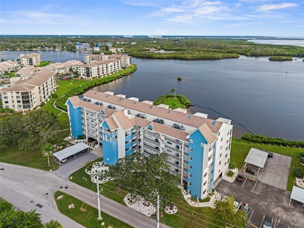 4650 Bay Boulevard - Photo 1