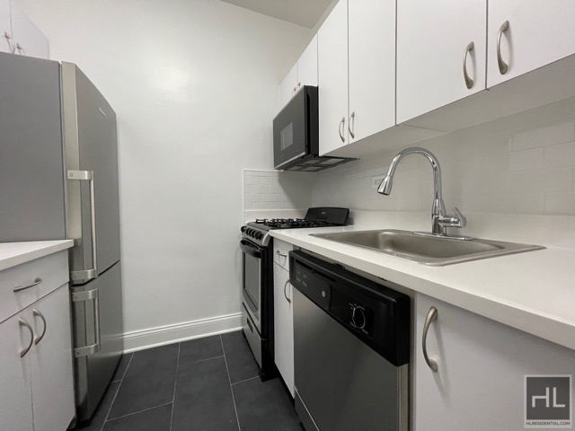 East 56 Street - Photo 4
