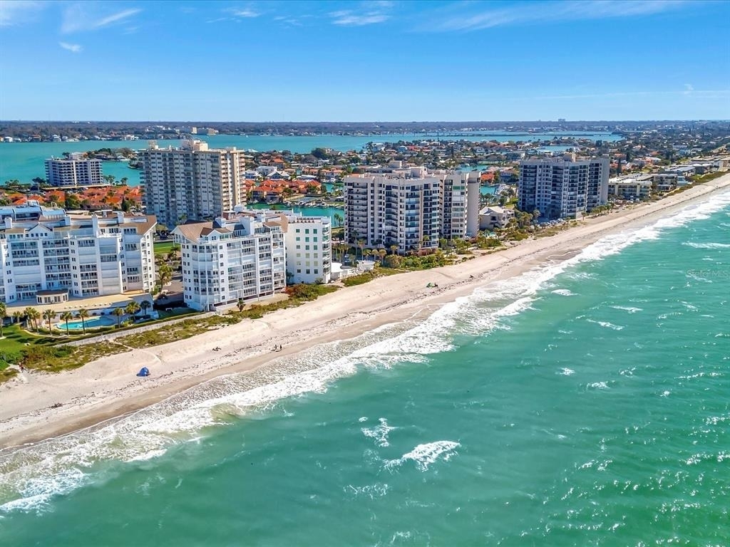 1582 Gulf Boulevard - Photo 10