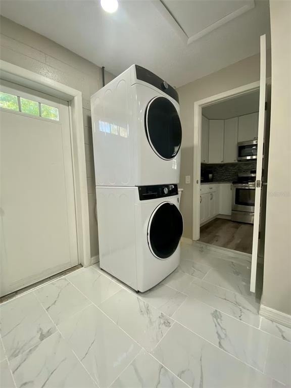 8024 Candlewoode Drive - Photo 34