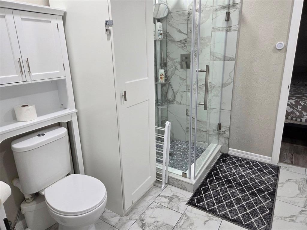 8024 Candlewoode Drive - Photo 9