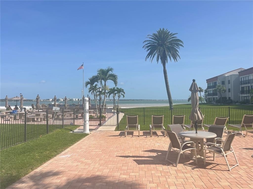 851 Bayway Boulevard - Photo 19
