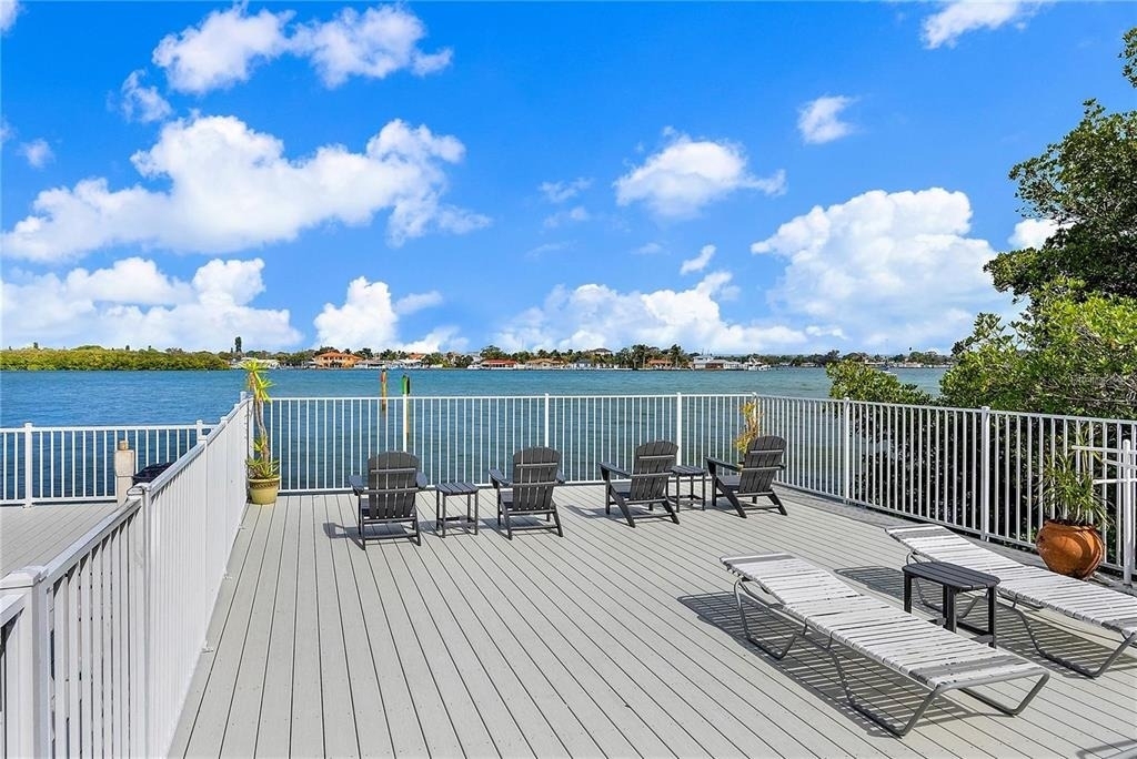 1859 Shore Drive S - Photo 0