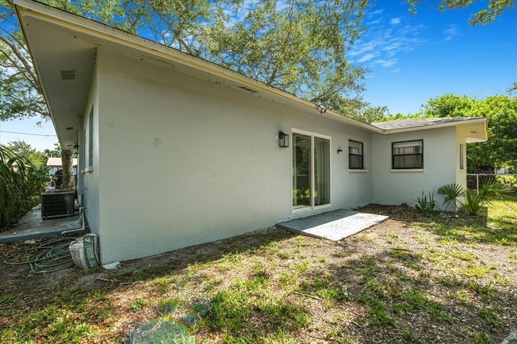 1003 Engman Street - Photo 31