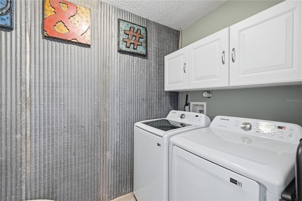 1570 Club Drive - Photo 21