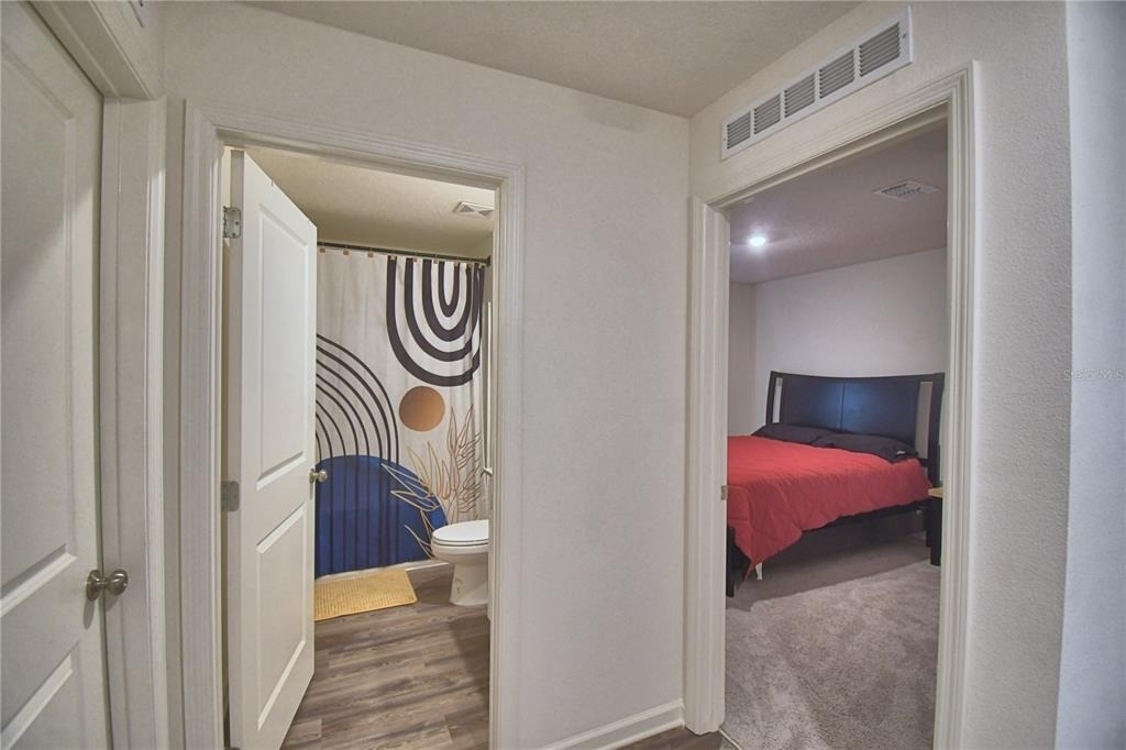 1201 Chester Avenue - Photo 6