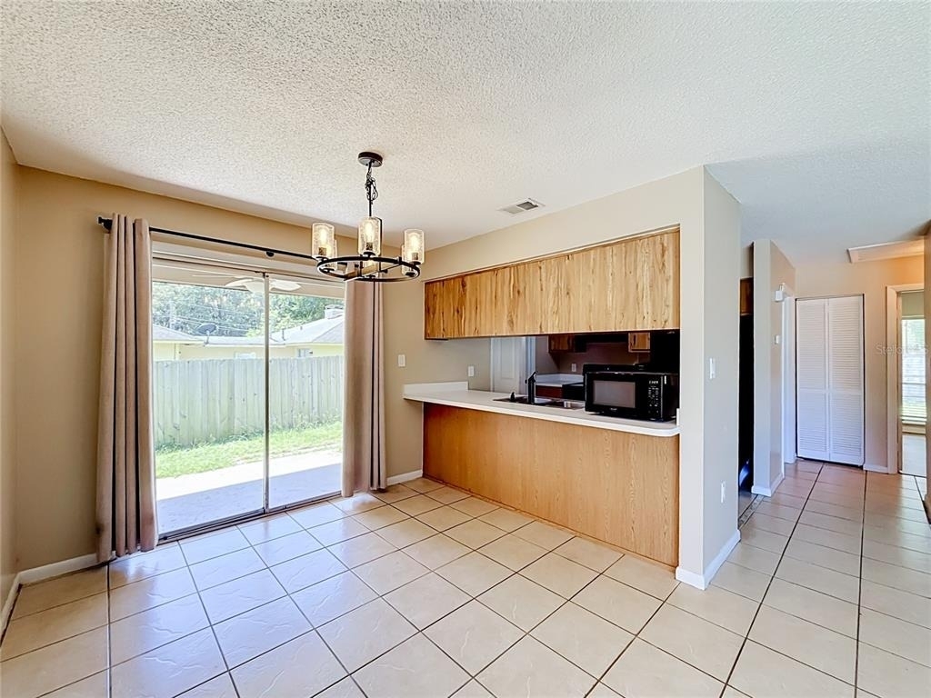 4050 Se 20th Court - Photo 7