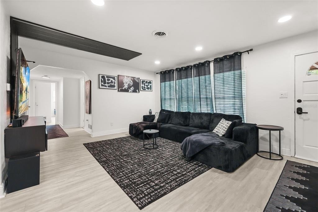 2909 Hargill Drive - Photo 3