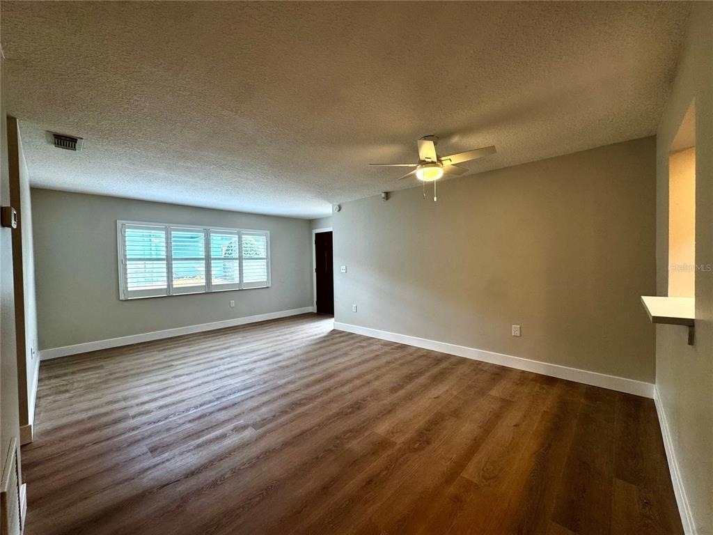 3217 Royal Street - Photo 3
