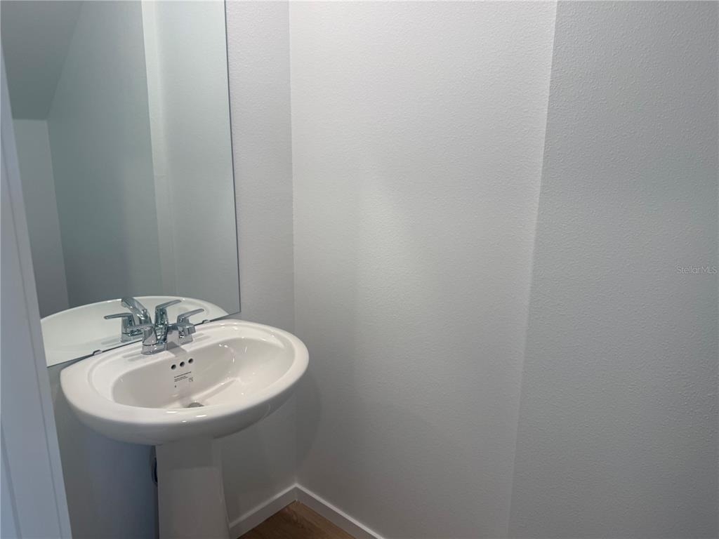 1562 Plank Place - Photo 7