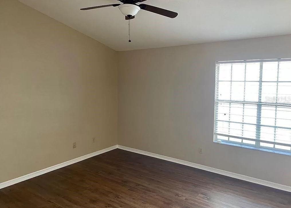 128 Meadow Boulevard - Photo 4