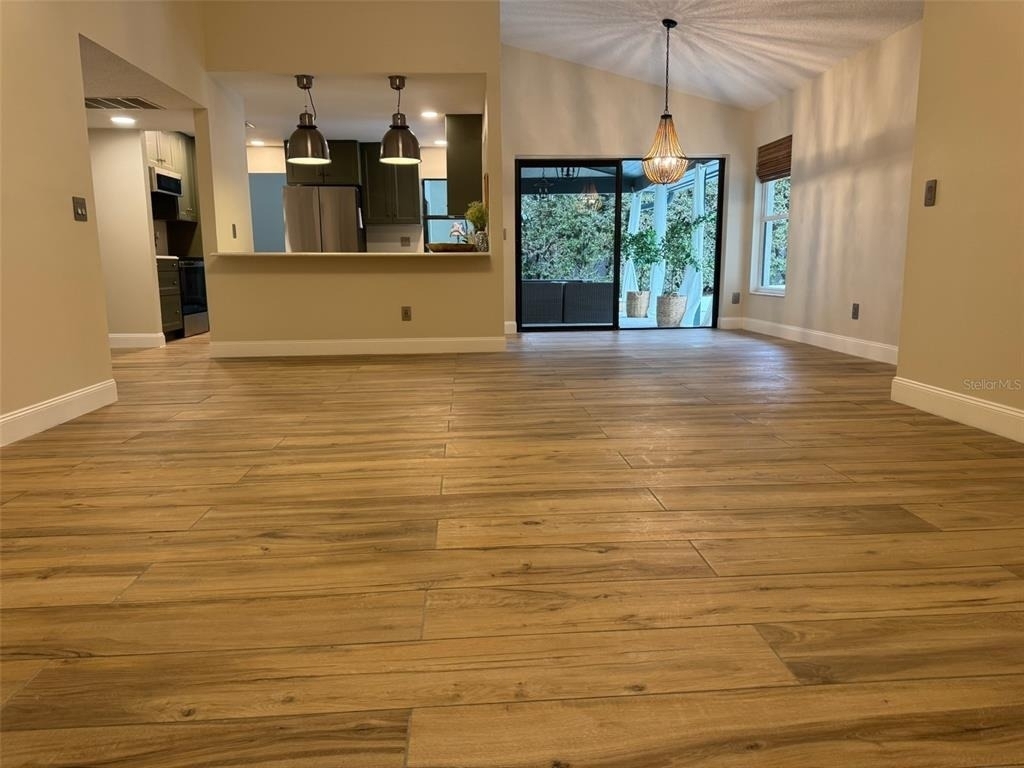 9115 Bay Side Court - Photo 6
