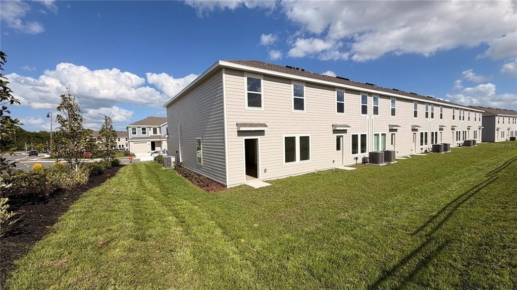 806 Lynx St - Photo 3