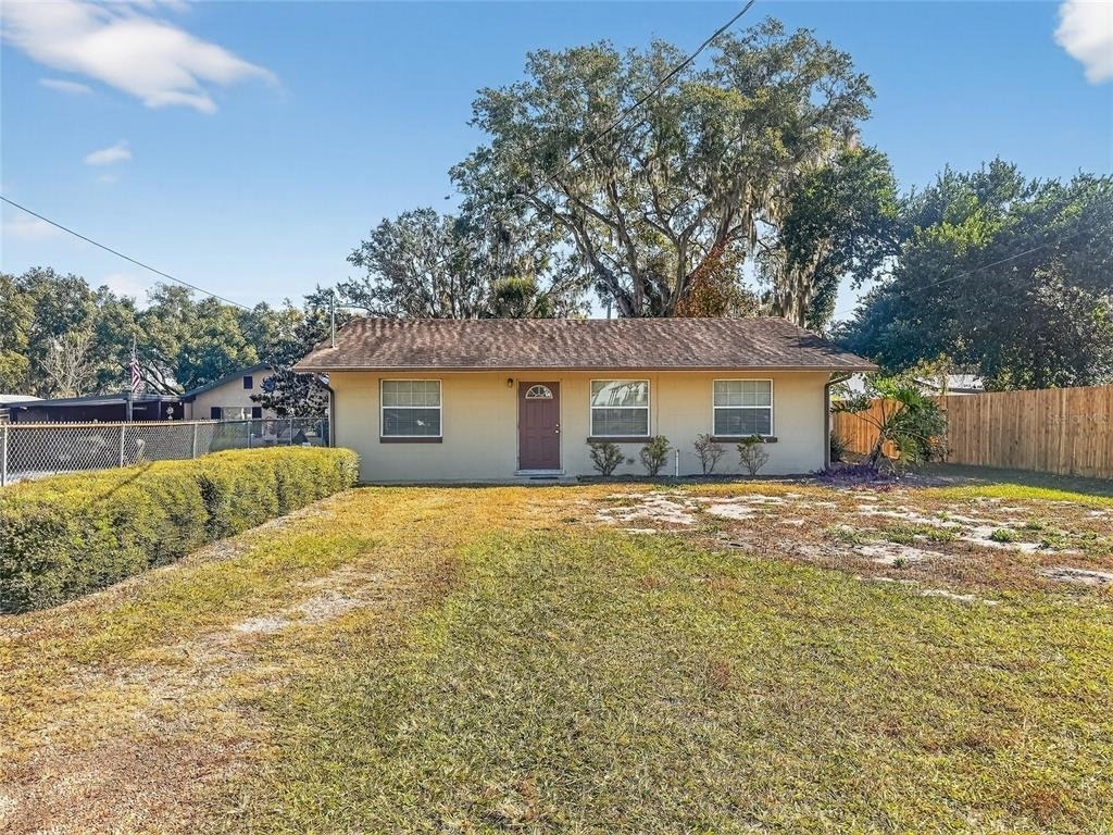 510 N Barrow Avenue - Photo 0