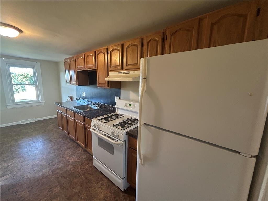397 W Saint Joseph Street - Photo 4