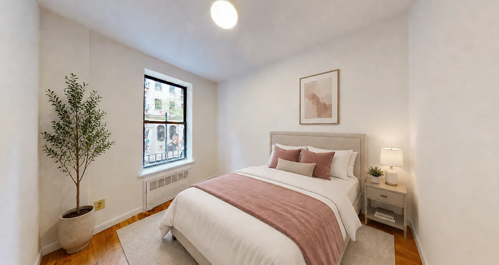 East 73rd Street - Photo 3