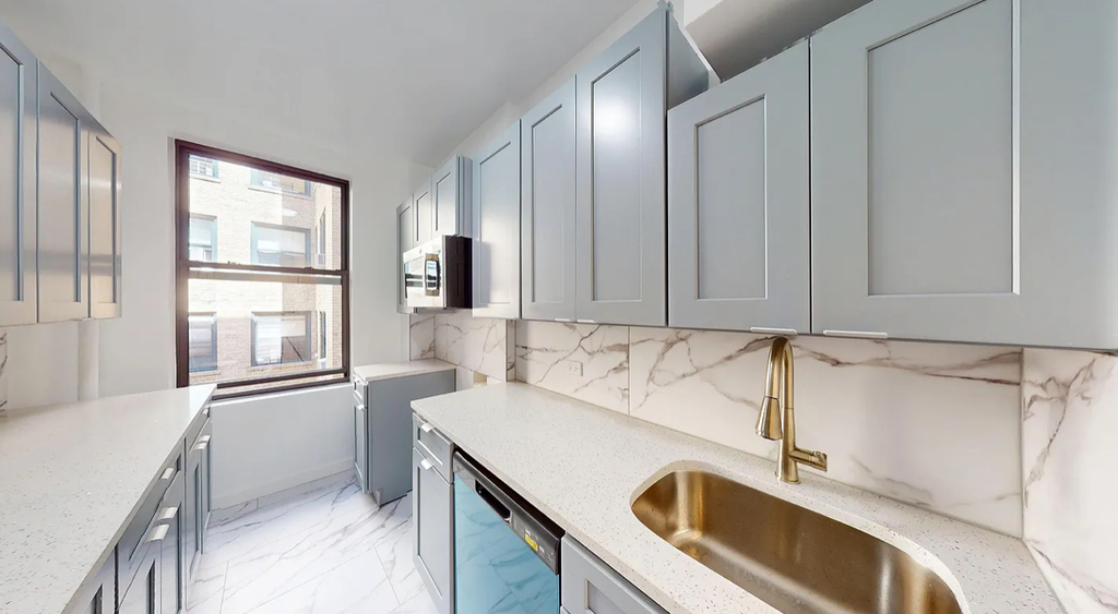 West 96th street  - Photo 5