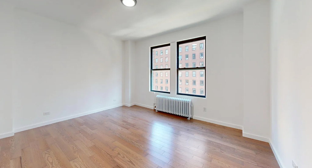 West 96th street  - Photo 9