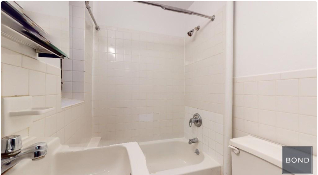 West 51st Street - Photo 4