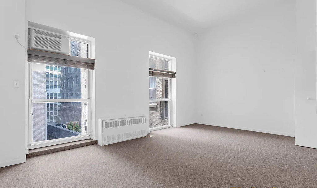 88 Fulton Street - Photo 1
