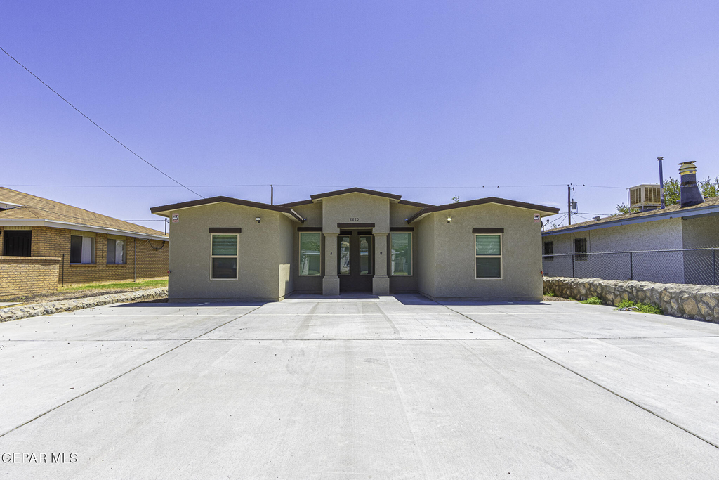 8820 Norton Street - Photo 20