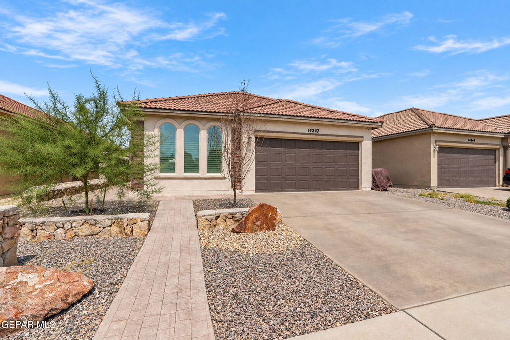 14247 Russ Leach Avenue - Photo 0