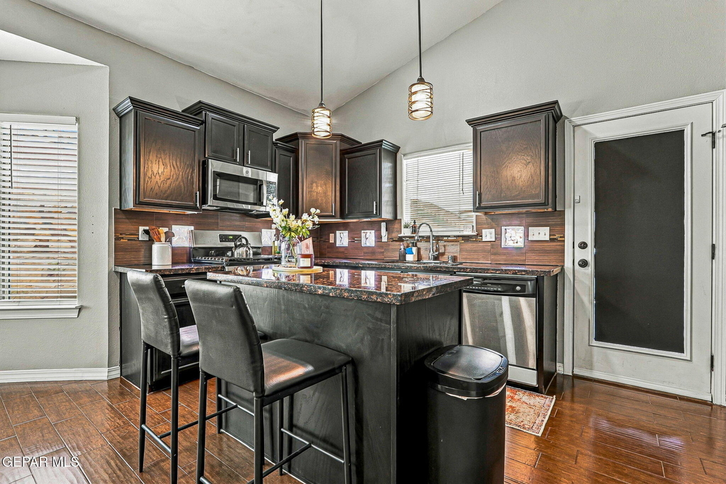 14247 Russ Leach Avenue - Photo 8