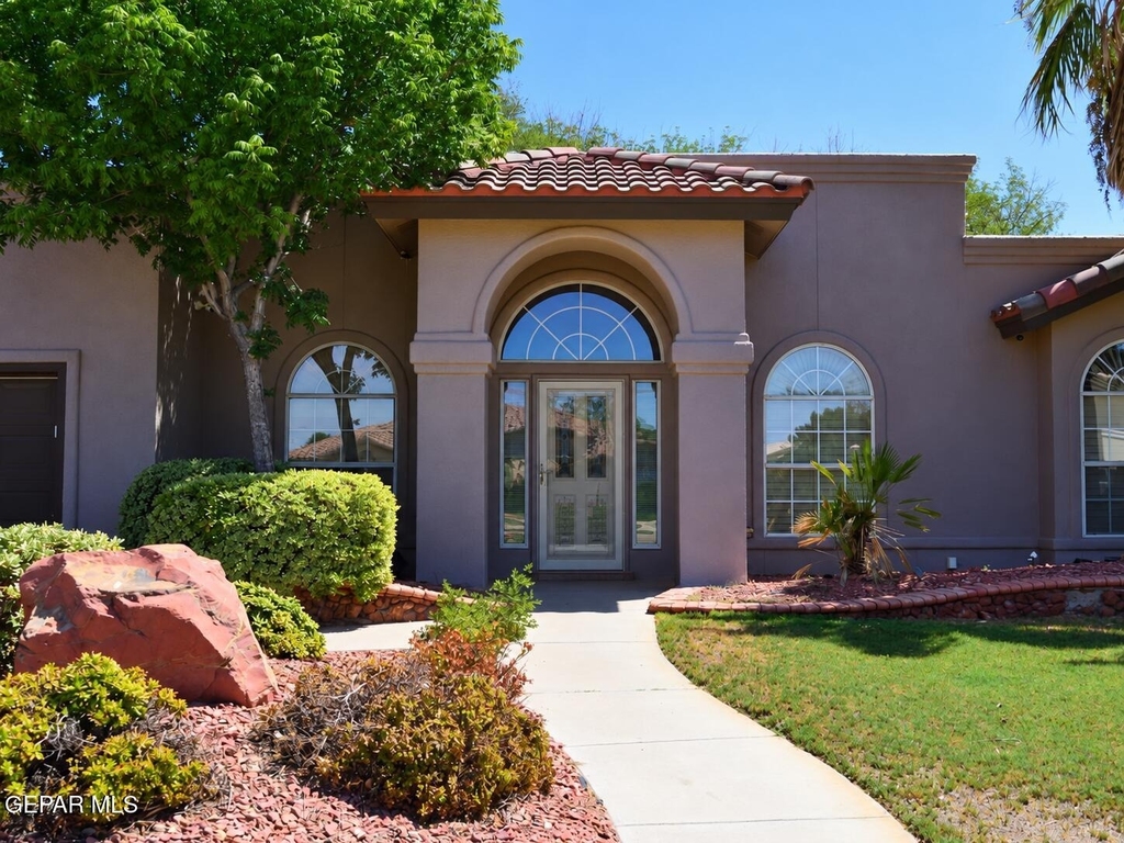 1328 Doc Holiday Place - Photo 1