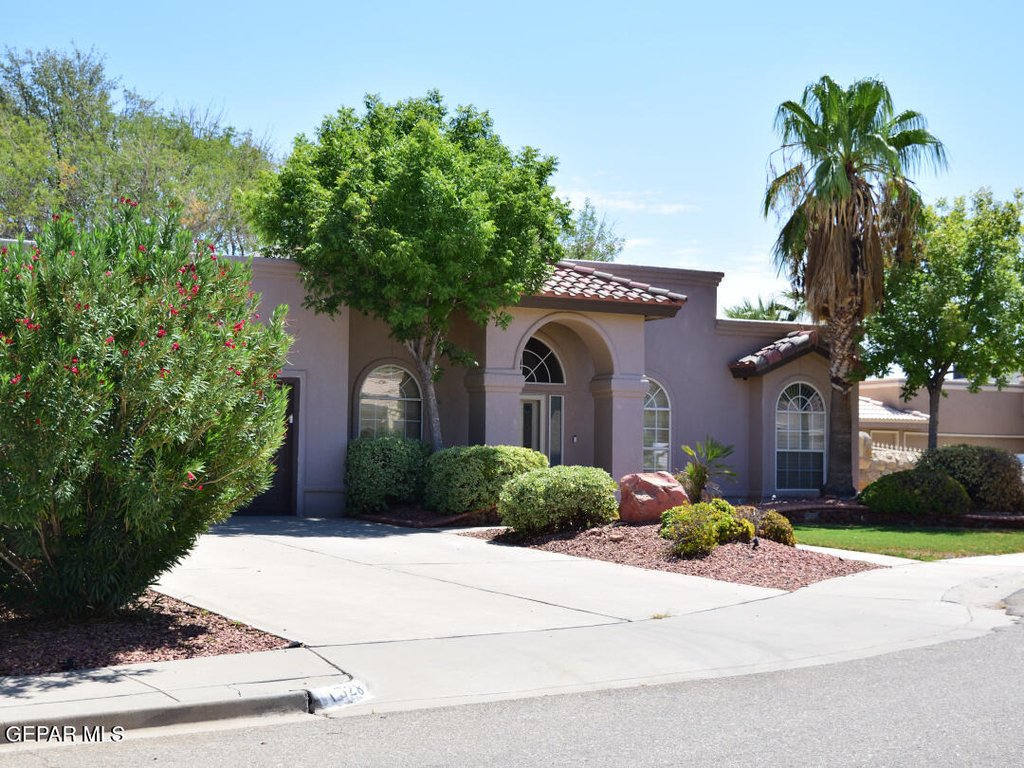 1328 Doc Holiday Place - Photo 2