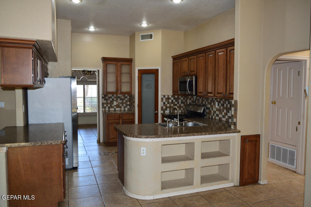1328 Doc Holiday Place - Photo 9