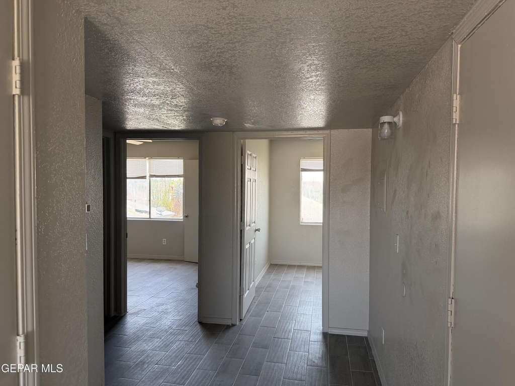 1525 Pullman Drive - Photo 6