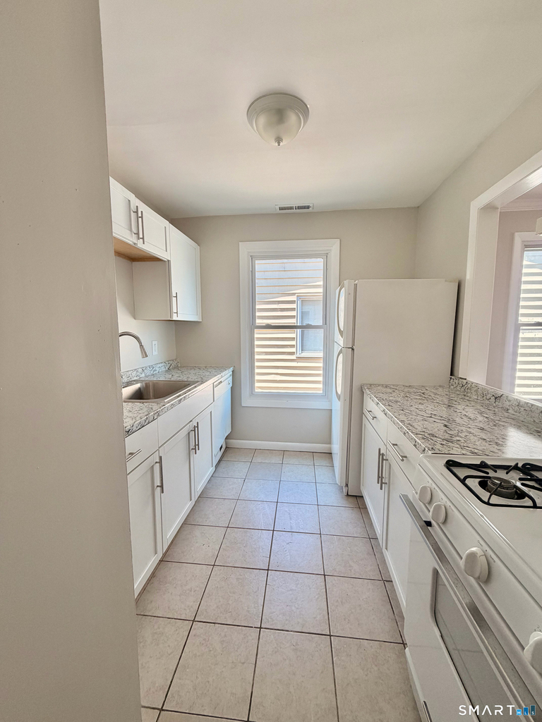 736 Savin Avenue - Photo 2