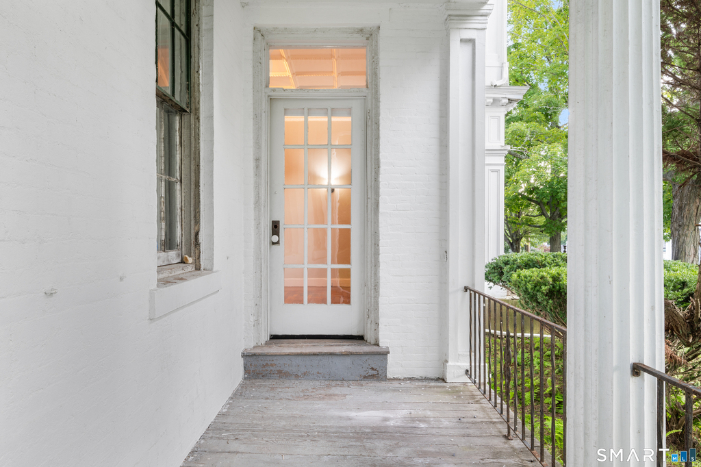 161 Broadway - Photo 2