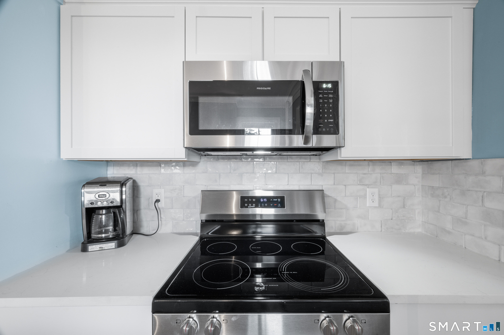 161 Broadway - Photo 5