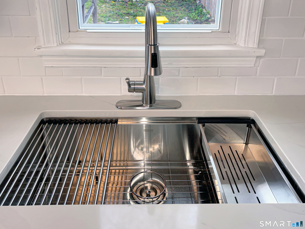 58 Doman Drive - Photo 9