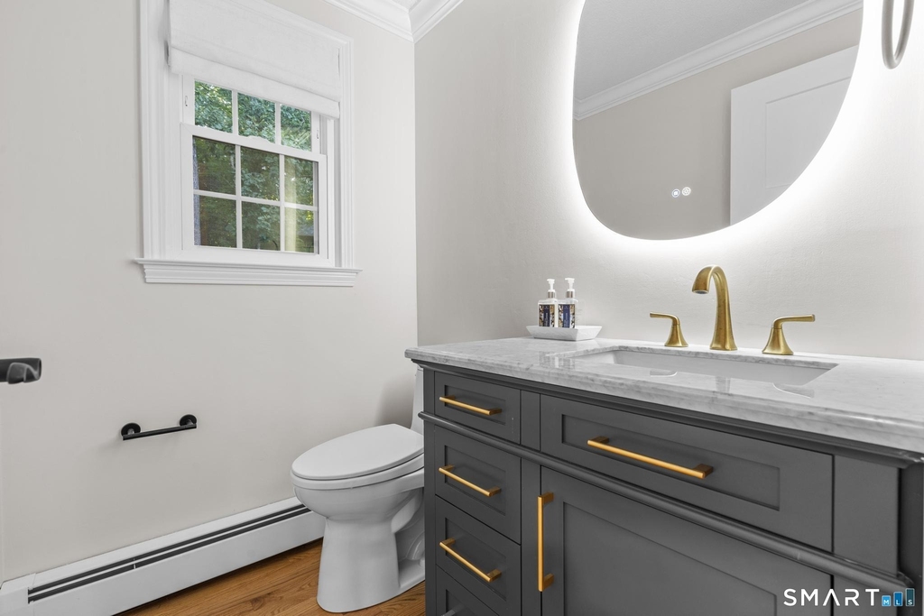 370 Woodland Street - Photo 22